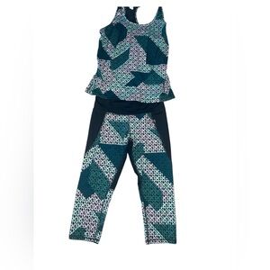 Women’s Medium Champion Racerback Capri Workout Set‎